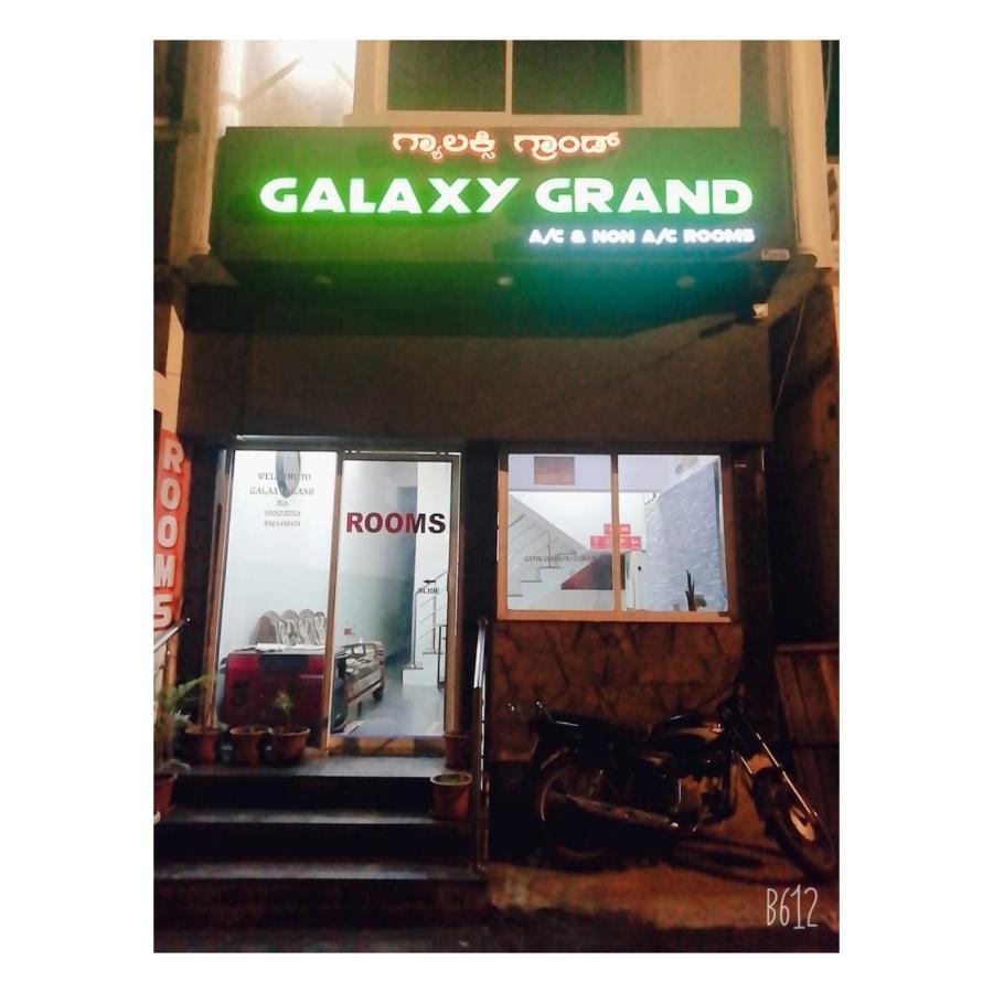Galaxy Grand Hotel ไมซอร์ ภายนอก รูปภาพ