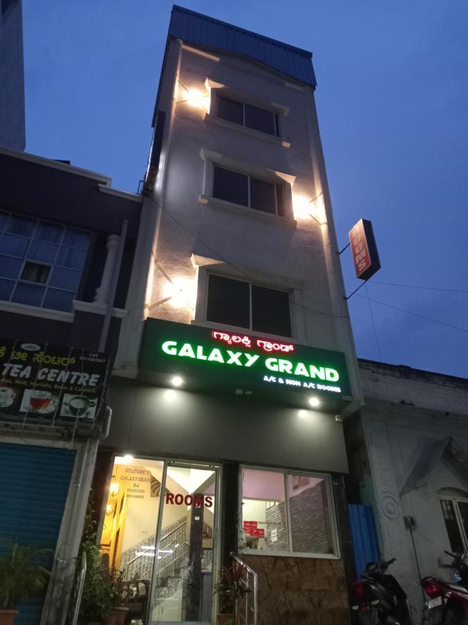 Galaxy Grand Hotel ไมซอร์ ภายนอก รูปภาพ